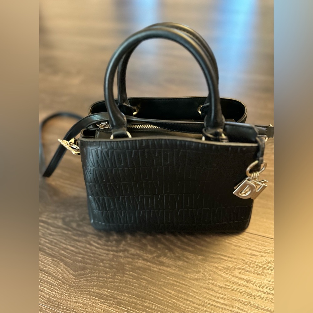 Black bag DKNY